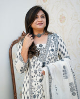 *New Floral Motif Printed Cotton kurta Set the kurta and Pleated Salwar and Soft Cotton Dupatta*💃💃